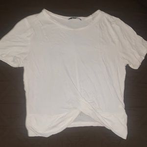 Crop top short sleeve shirt, with tie front design.